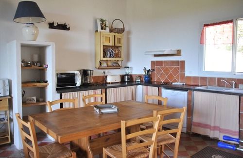 Aups Cottage | Large gîte near St. Moritz Cross, Gorges du Verdon
