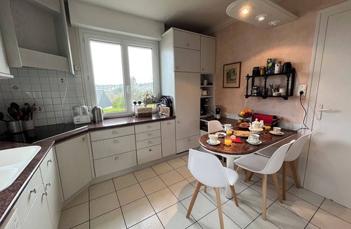 Erquy House | Large house, 10 to 14 pers, sea view, 5mn from center. Beaches & golf courses nearby.