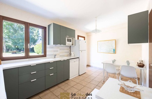 Vielle-Aure House | Large house, pets allowed - 10 guests