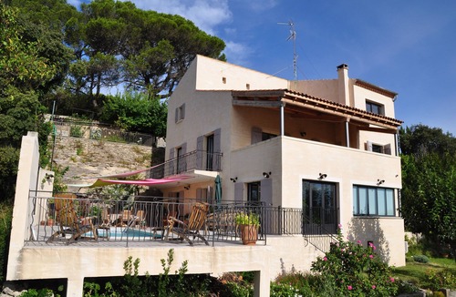Uzes House | Large house with view, quiet, 10mn walk from town center