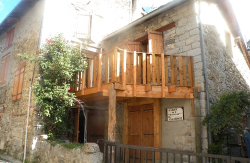 Escouloubre House | LARGE MOUNTAIN VILLAGE HOUSE