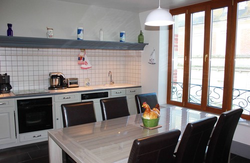 Monthois Villa | Large self-catering cottage with private, covered, heated swimming pool and Nordic bath.