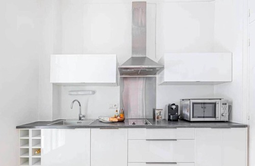 Nice City Centre Apartment | Large studio,2-4 P, AC, 2 min to