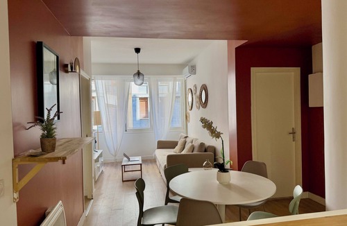 Noailles Apartment | Large T4 in the heart of Marseille
