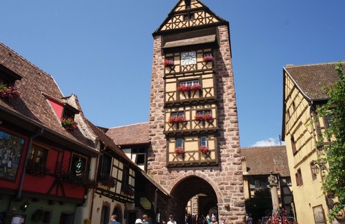 Riquewihr House | Large vacation home with 10 bedrooms (9 double beds and 6 single beds)