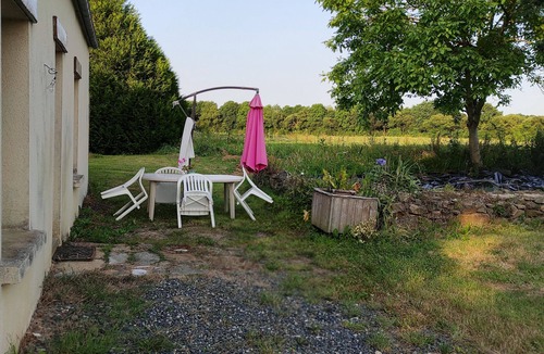 Pleguien House | Last minute:Chez Marcel between land and sea