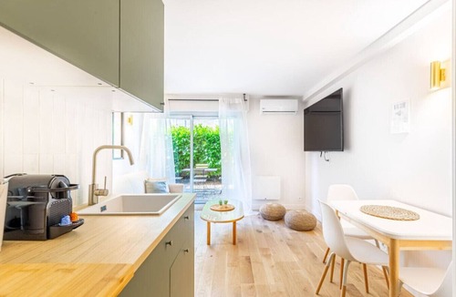 Grand Parc-Paul Doumer Apartment | Lavie Maison: Balneo Garden Flat