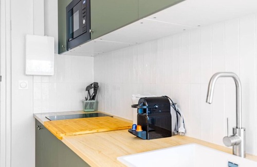 Grand Parc-Paul Doumer Apartment | Lavie Maison: Balneo Garden Flat
