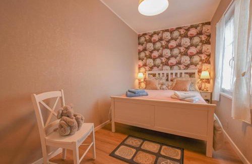 Lusigny-sur-Barse House | Le 10 de coeur
