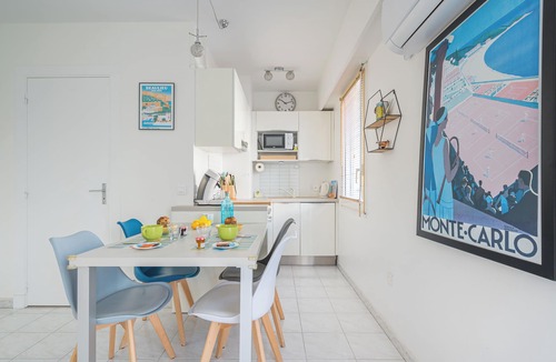 Beaulieu-sur-Mer Apartment | Le 40 - Coquet studio in town center - Close to the sea