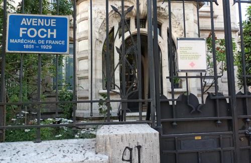 Poincare - Foch - Anatole France - Croix de Bourgogne Bed & Breakfast | Le 41, B&B chambre et salle de bains privatives dans un hôtel particulier Art nouveau - Nancy Gare