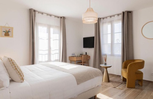 La Roquebrussanne Hotel | Le Baguier