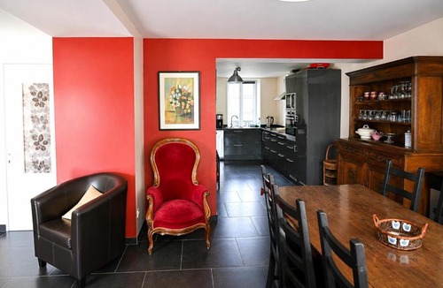 Chooz House | Le banc sous les tilleuls