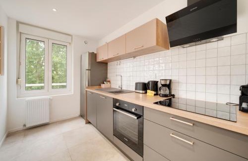 Quartier Beauregard-Boufflers-Buthegnemont-Boudonville Apartment | Le Belvédair Nancy avec Garage pour 8 personnes