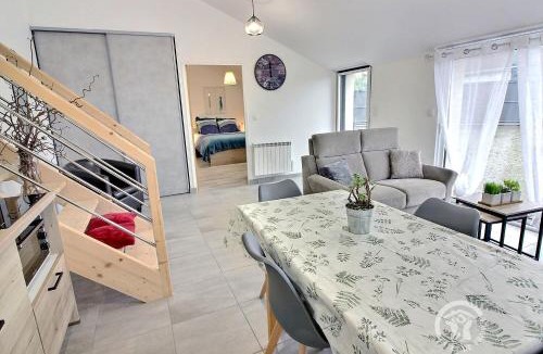 Plemet House | Le brulis