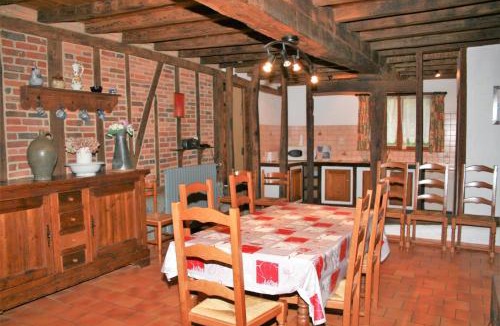 Brognon House | Le caprice