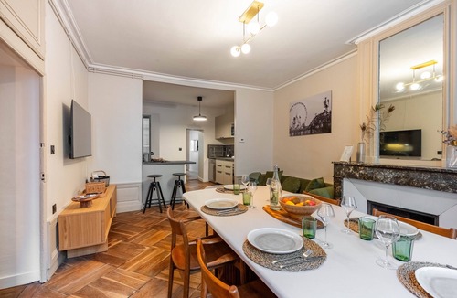 Saint Nicolas - Charles III - Ville vieille - Trois Maisons - Leopold Apartment | Le Carrousel de Leopold - Proche Place Carnot