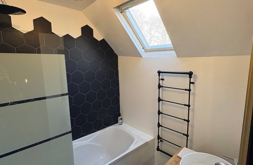Guilliers Apartment | Le Cercle d'Or", a cosy gîte close to the forest of Brocéliande