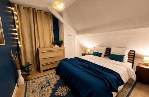 La Riviere-de-Corps Villa | Le Cercle des Éléments - Maison d'exception - Cinéma, Parking privé -Classé 4 étoiles