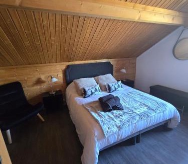 Anould Ski Chalet | Le Chalet d'AxEllie Spa et Confort