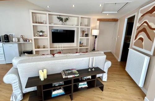 Lourdes House | Le Chalet - maison avec jardin et parking