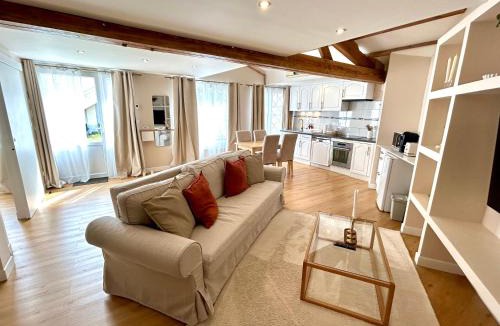 Lourdes House | Le Chalet - maison avec jardin et parking