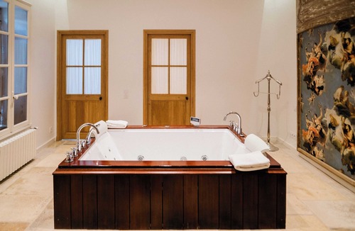 Old Town Hotel | Le Champ des Oiseaux Hôtel & Spa 4*