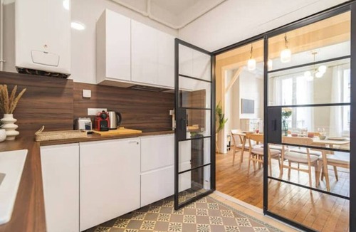 Centre Erlon Apartment | Le Champagne Central