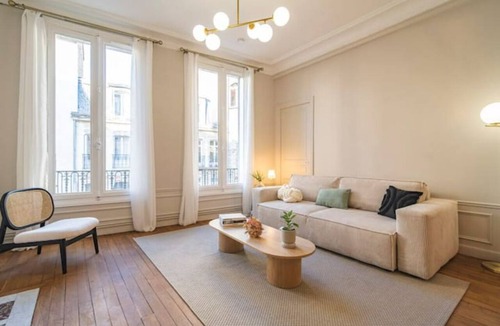 Centre Erlon Apartment | Le Champagne Central