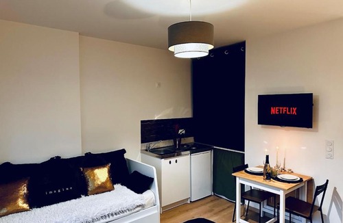 Reims Apartment | Le Champenois Au coeur des maisons de Champagne