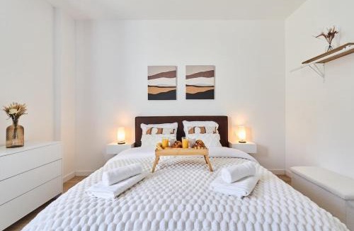 Reims Villa | Le Cliquot - Maison - Spa - Jardin - Parking Gratuit
