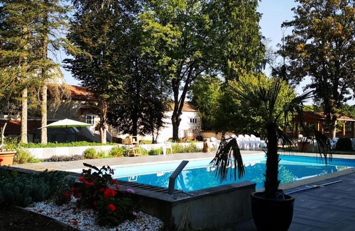 Nuits Bed & Breakfast | le CLOS DE LA MUSARDIERE, "farniente", "cousinade", "évènements", "EVJF"