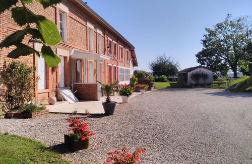 Montieramey Cottage | Le Clos Des Lacs in Montieramey apartment clévacances 3clés