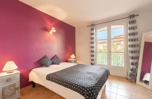 La Mole Apartment | Le Clos des Vignes by Interhome