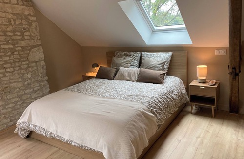 Neuvy-Sautour Bed & Breakfast | Le Clos du Cèdre, a charming vacation rental, 1.45 hours from Paris, Irancy, Chablis, Vézelay