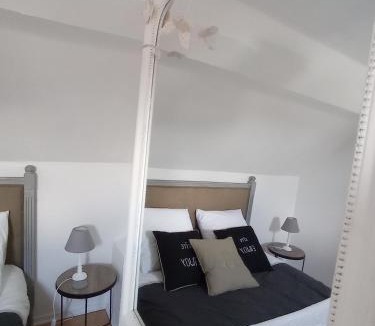 Ay Apartment | Le Cocon à Ay-Champagne Escapade romantique & dégustation de Champagne