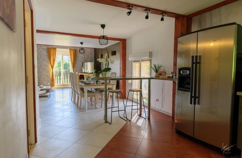 Epinal Apartment | Le Cocon: between city and nature, overlooking the lake, ideal for families and professionals