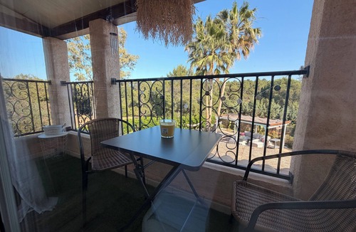 La Bouverie Apartment | "Le Cocon du Rocher" Studio, 15 minutes from the beaches of Fréjus