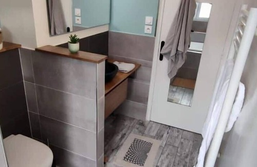 Saint-Brieuc Apartment | "Le Cocon Urbain : Confort et Modernité au Cœur de Saint-brieuc Centreville"