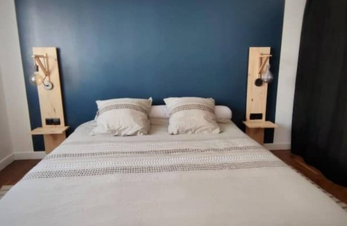 Saint-Brieuc Apartment | "Le Cocon Urbain : Confort et Modernité au Cœur de Saint-brieuc Centreville"