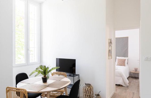 Mazargues Apartment | Le Concorde 1 - Appart 1 chambre Terrasse Clim Kedge Vélodrome Calanques