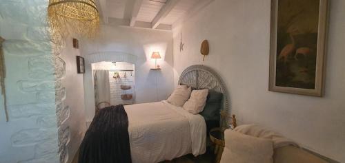 Bazoges-en-Pareds Apartment | Le cottage Domaine La Capitainerie