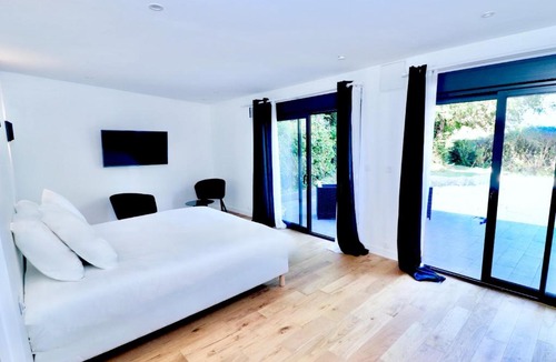 Cornant Villa | Le Domaine de l'olympe
