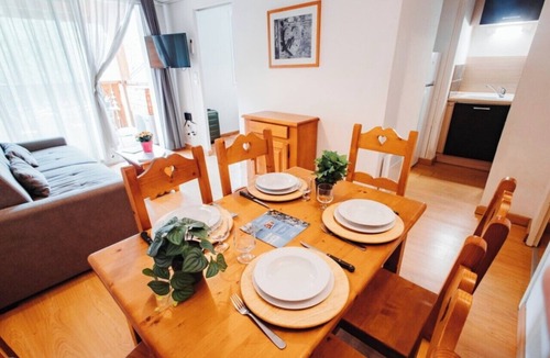 Ax-les-Thermes Apartment | Le Domaine de la Vallée d'Ax 2P6C Clim
