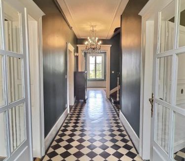 Charey Villa | Le Domaine Privé de la Châtelaine