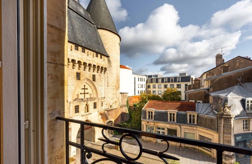 Nancy City Centre Apartment | Le Duplex de la Craffe - Vieille ville de Nancy