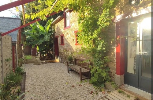 Plouer-sur-Rance House | Le Gîte de Merlin ★ - Nature, animals, kayaks & authentic Brittany