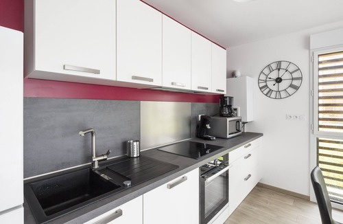 Dinard Apartment | LE GARDEN - Vaste appartement avec Jardin et terrasse