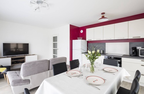 Dinard Apartment | LE GARDEN - Vaste appartement avec Jardin et terrasse