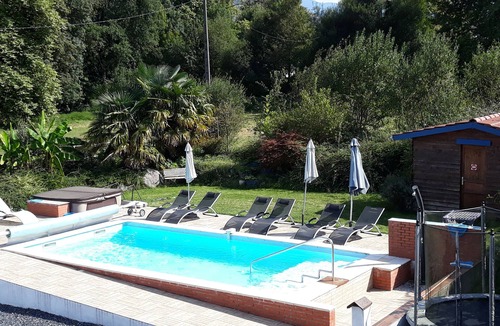 Lourdes House | Le Gîte de Merete with SPA, wheelchair accessible, 8-14 people
